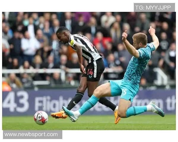 热刺青训新星拜菲尔德正式签约职业生涯首份合同展望未来