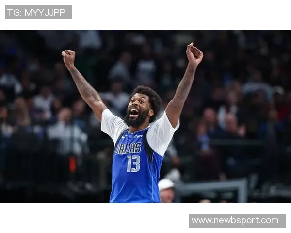 浓眉称赞马绍尔全力以赴无论角色变化首发替补皆无所谓 浓眉称赞马绍尔全力以赴无论角色变化首发替补皆无所谓