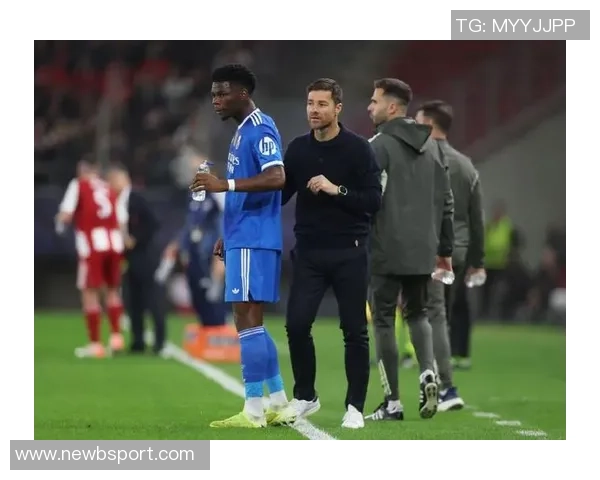 阿斯媒体报道拉菲尼亚缺席赫罗纳和奥林匹亚科斯有望复出对阵皇马