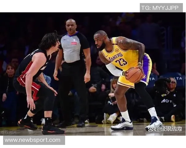 季后赛激战连连六场比赛分差仅16分关键时刻精彩纷呈 季后赛激战连连六场比赛分差仅16分关键时刻精彩纷呈