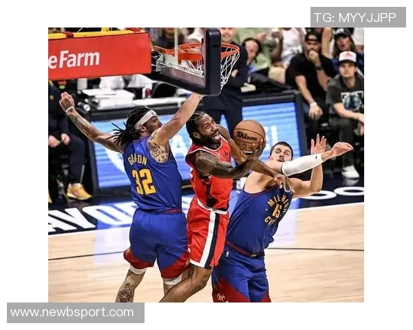 湖人德比战胜快船老鹰轻松击败奇才魔术客场复仇76人展现实力 湖人德比战胜快船老鹰轻松击败奇才魔术客场复仇76人展现实力