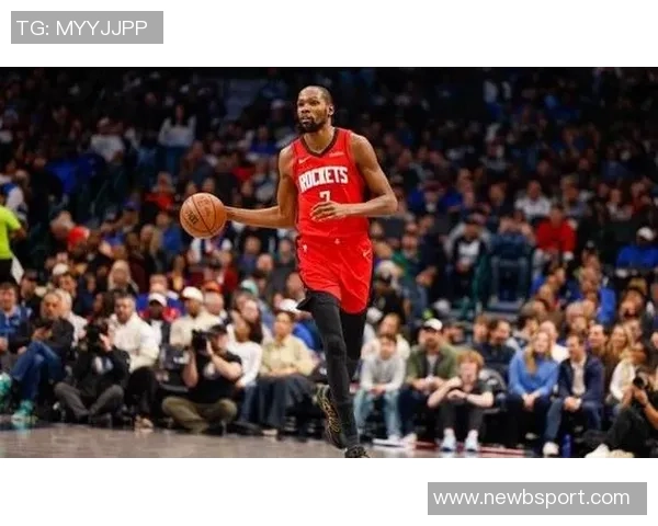 亚历山大制造杜兰特犯规象征新老球员交接的时代变迁 亚历山大制造杜兰特犯规象征新老球员交接的时代变迁